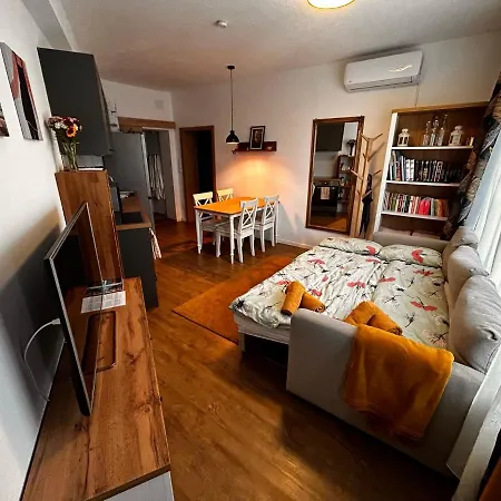 Apartment Puzzle Haus